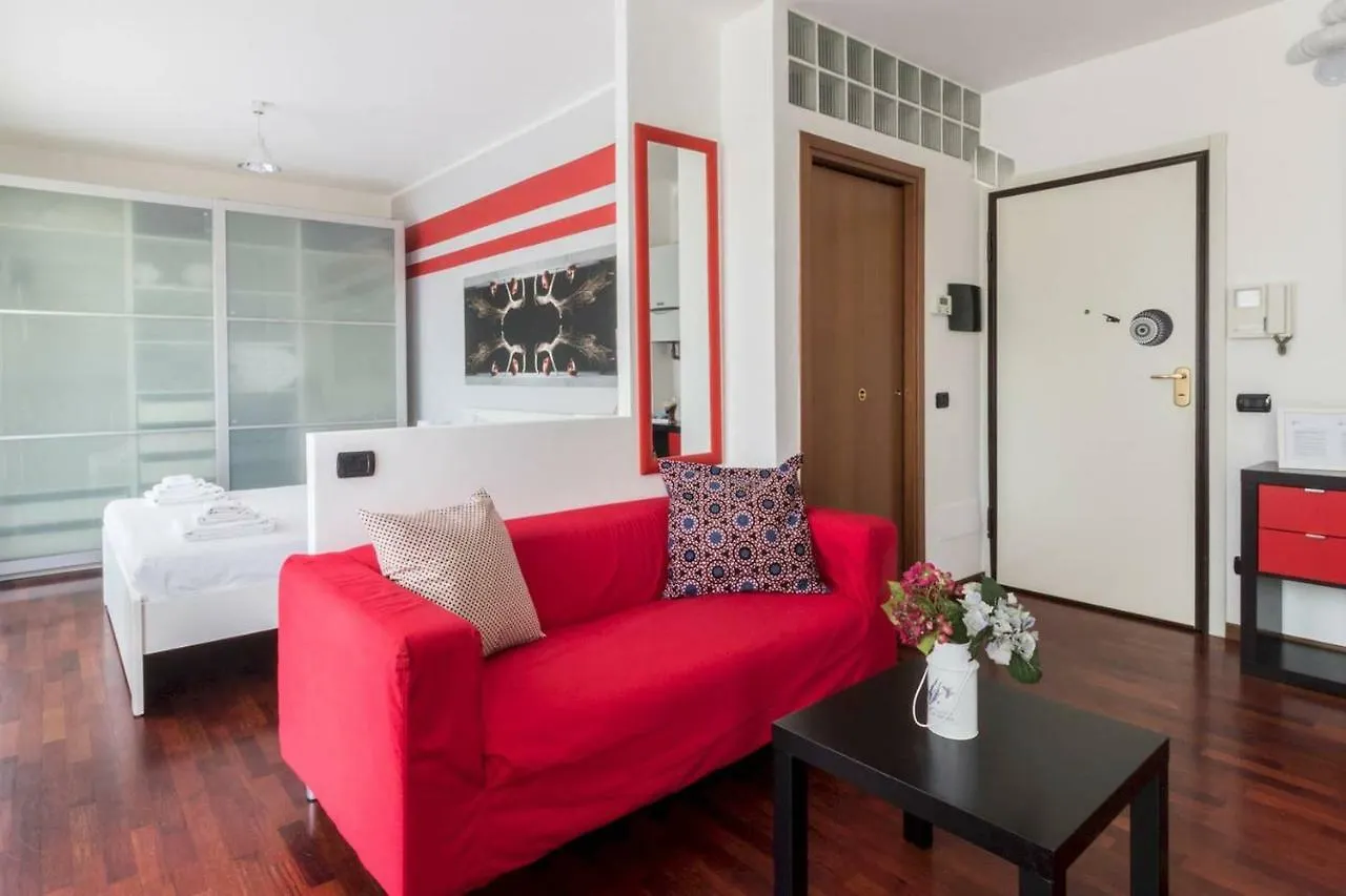 Italianway - Carrara 5 Apartment Milan