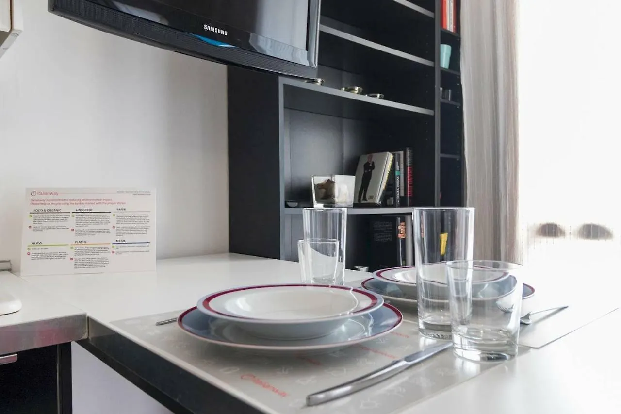 Italianway - Carrara 5 Apartment Milan